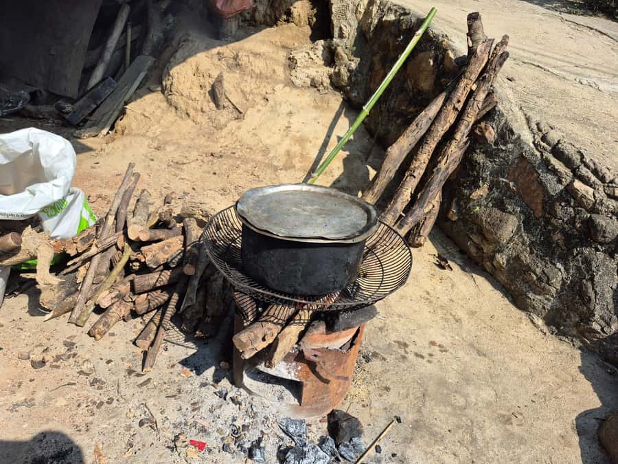 Chiang Rai Jungle Trek & Bamboo Tube Cooking Adventure - Pasoet Hot Spring: The Natural Spa Moment
