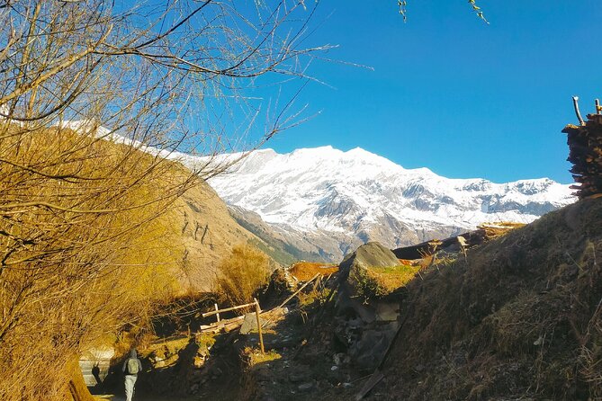 Circle the Annapurna: A Life-Changing Trek Adventure - Jagat, Dharapani, and Chame: warming up on purpose
