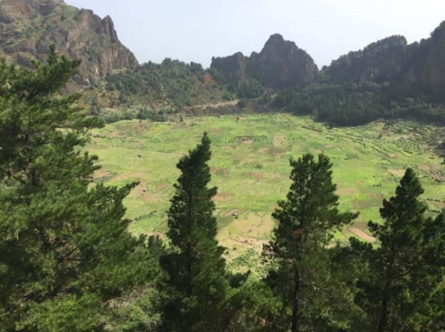 Cova–Paúl Valley Trek: Santo Antão Day Trip by Ferry - Mindelo pickup and the Porto Novo approach