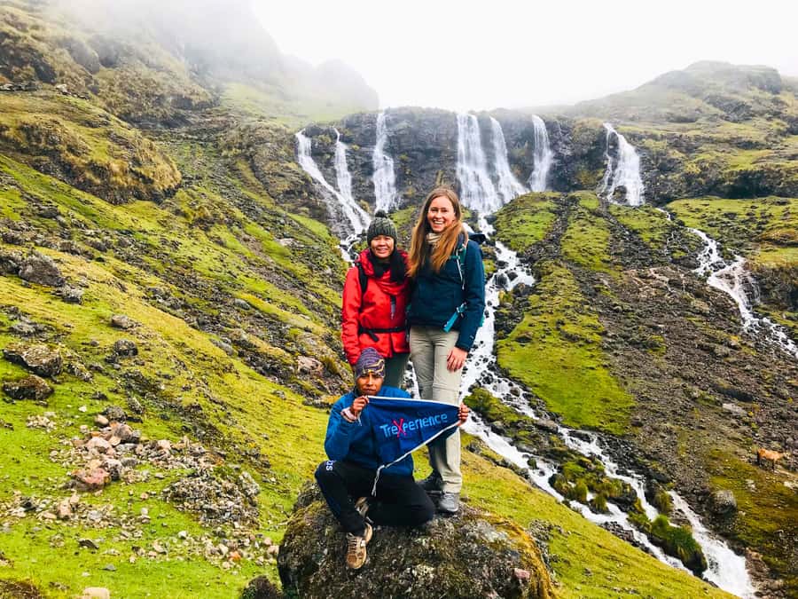 Cusco: 4-Day Lares Trek to Machu Picchu with Panoramic Train - Day 2: Condor Pass at 4,750 m, plus a village night in Canchacancha