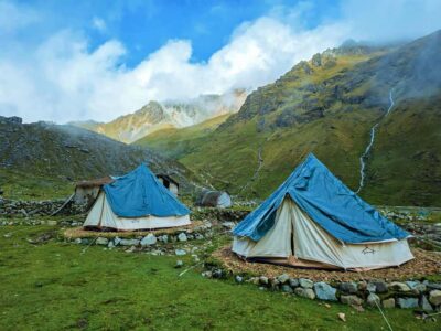 Cusco: 4-Day Salkantay Trek to Machu Picchu, Panoramic Train - Cusco pickup and Humantay Lake: the morning that resets your brain