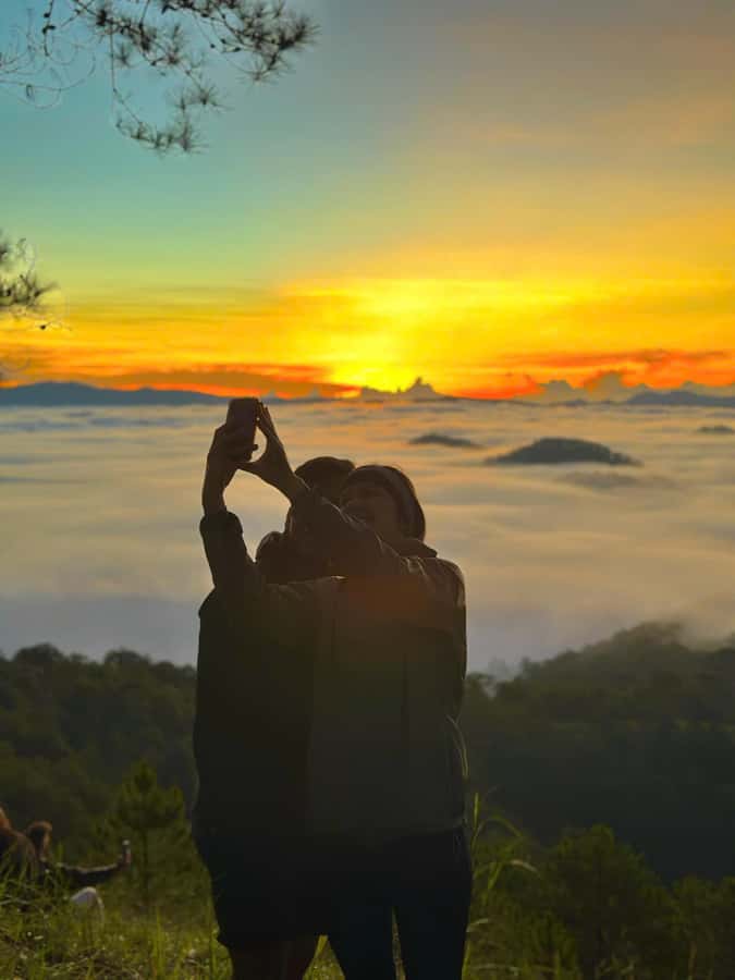 Dalat: Sunrise Trekking and Cloud Hunting experience - Pinhatt Peak and Tuyen Lam Lake: Why This Cloud-Hunt Works