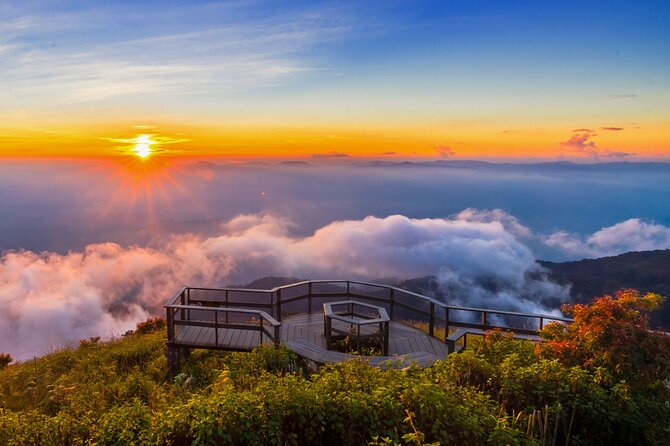 Doi Inthanon National Park with Nature Trail Trekking 1-Day Tour - Lunch Timing and Food Strategy on a 9–10 Hour Day