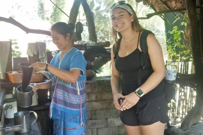 Doi Inthanon Private Tour with Trek & Lunch from Chiang Mai - What the private guide really changes for you