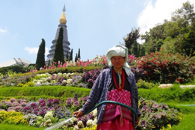 Doi Inthanon Private Trek & Lunch Tour from Chiang Mai - Pha Dok Siew mini trek with a Karen guide: easy, scenic, and timed right