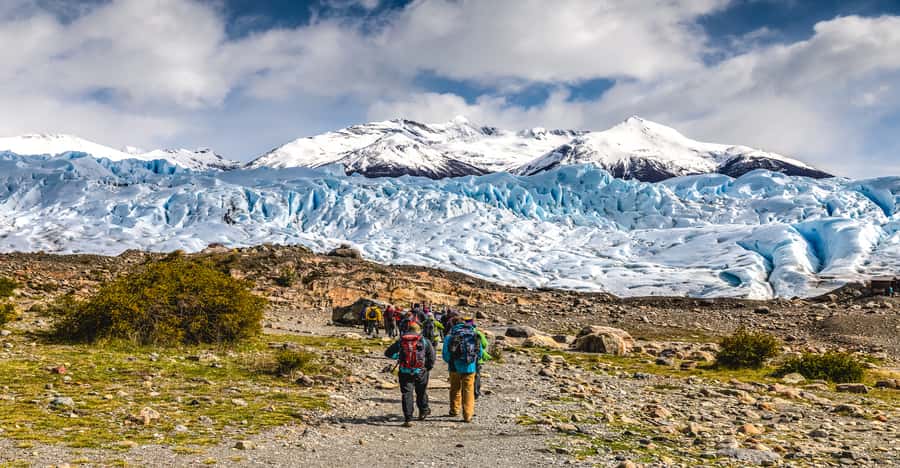 El Calafate: Perito Moreno Glacier Trekking Tour and Cruise - Second Perspective: Sailing Along the North Wall
