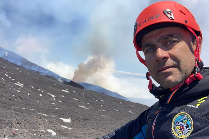 Etna South Trekking in summit area - Included gear: why boots, a softshell, and a helmet change the experience