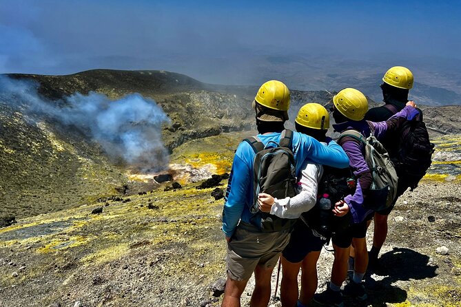ETNA Summit Craters Trekking - The guide matters: energy and stories from Andrea
