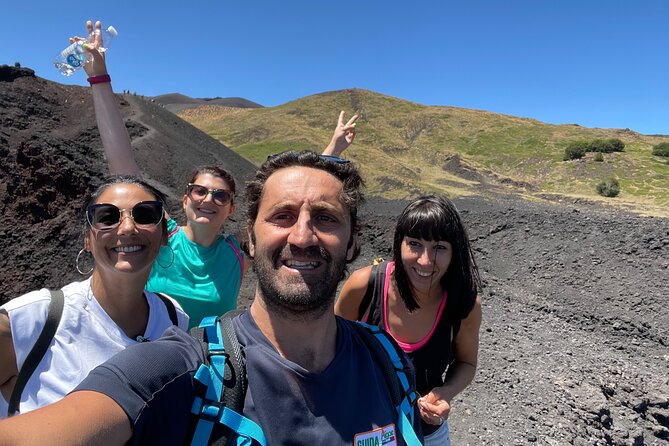 Etna Tour - Trek, Wine and Food from Syracuse - Guide matters on Etna: what Francesco-style service changes