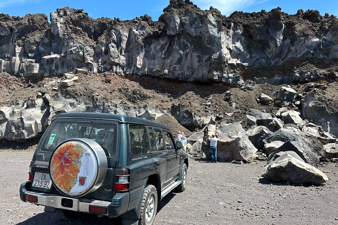 Etna trekking tour - Piano delle Concazze and the Volcanological Observatory Area (around 2800m)