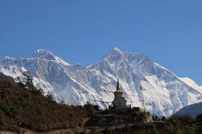 Everest Base Camp Budget Trekking - Kathmandu to Lukla: start strong before the climb begins