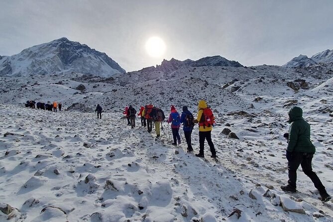 Everest Base Camp Trek 12 Days – Best Himalayan Adventure - Tea Houses, Meals, and the Comfort Stuff That Actually Matters