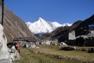 Everest Base Camp Trek 15 Days - Sherpa Villages and Buddhist Monasteries: More Than a Photo Stop