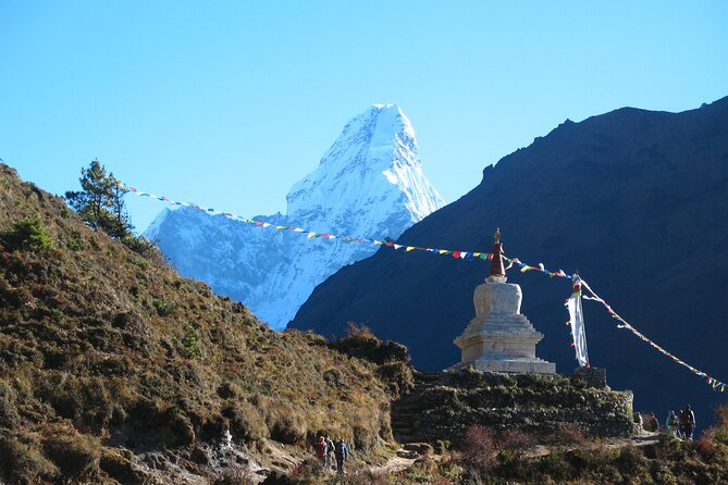 Everest base camp trek & Heli return - Phakding to Namche Bazaar: markets, viewpoints, and a gradual feel to the climb