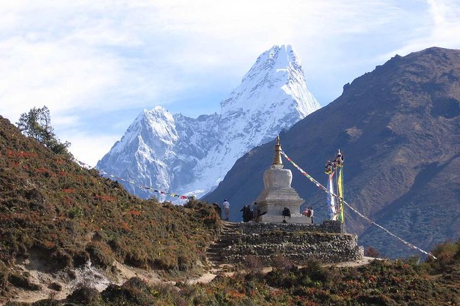 Everest Base Camp Trek with Helicopter Return from Gorakshep to Lukla - Why the helicopter return changes the Everest Base Camp trek