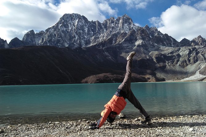 Everest Base Camp Yoga Trek - 15 Days - Lobuche to Gorakshep: the serious Everest approach