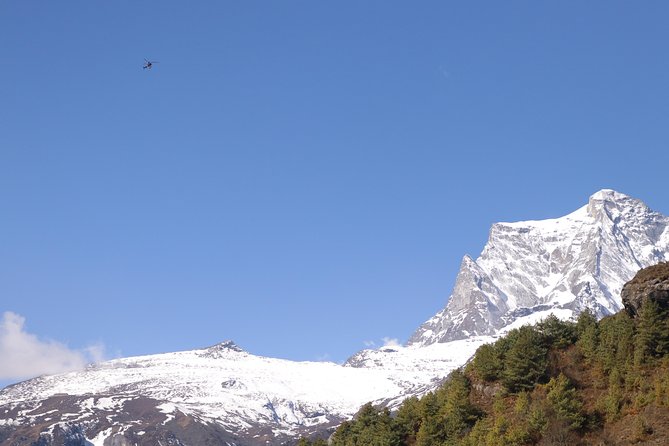 Everest Short Trek – 5 Days - Getting There Fast: Kathmandu, Lukla, and Phakding on Day 1