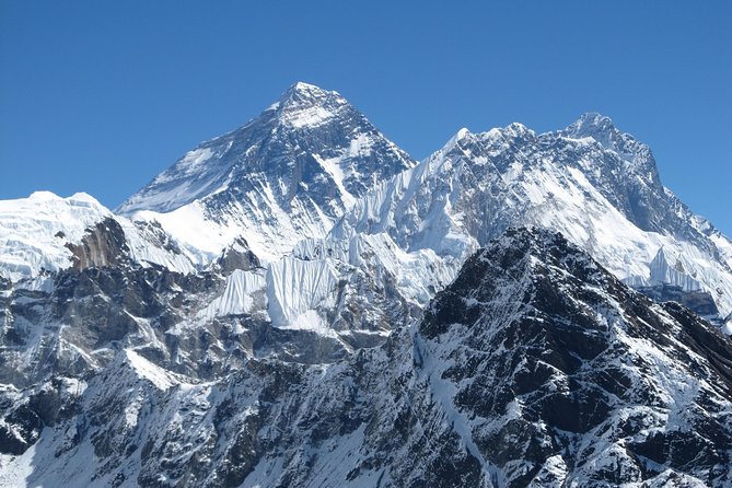 Everest Three (High) Passes Trekking - Guides and service: Three Jewels Adventures and the team names people remember