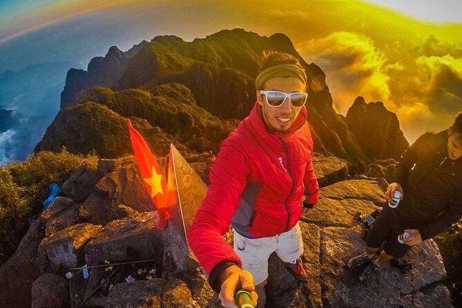 Fansipan Mount Trekking 1 Day - Tram Ton Pass return to Sapa at 16:30: what to expect when legs are done