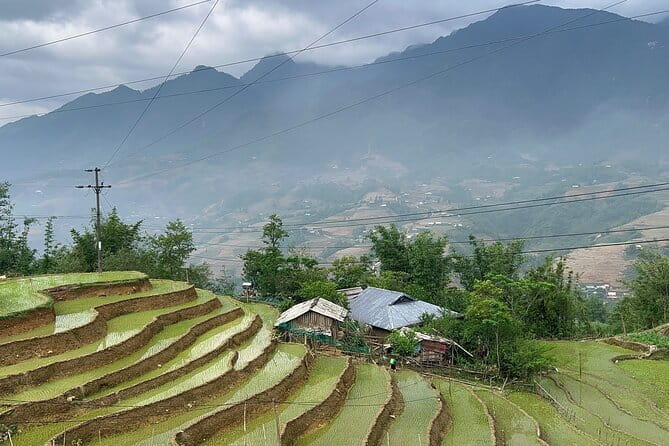 Fansipan Mountain, Cat Cat Village, Rice Terrace 2 Day Sapa Tour - Day 2 trek in Sapa: Y Linh Ho to Lao Chai by rice terraces