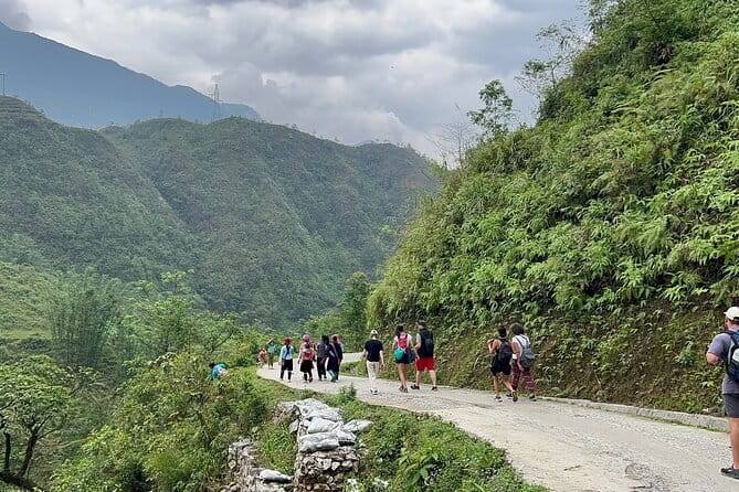 Fansipan Mountain, Cat Cat Village, Rice Terrace 2 Day Sapa Tour - Ta Van batik workshops: learning craft you can actually do