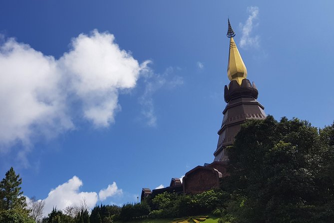 Fantastic! Famous Doi Inthanon National park tour with 2hr trekking - Stop 4 and the main trek: your 2-hour jungle walk