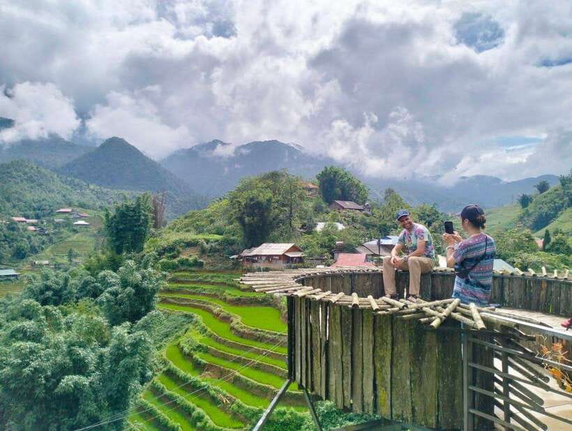 From Ha Giang Trekking Day Trip With Local Guide - Visiting Black Dzao families at Lùng Vai: more than a photo stop