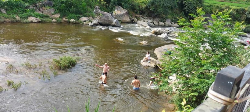 From Hanoi: 2-Day Sa Pa Ethnic Homestay Tour with Trekking - Ta Van Homestay Night: Basic, Clean, and Very Real