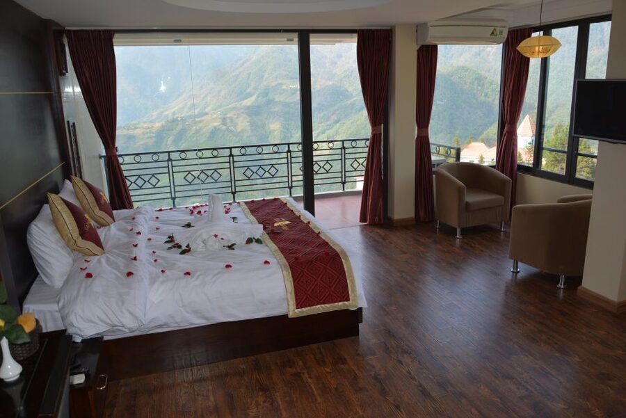 From Hanoi: Sapa 3-Day Medium Trek and Limousine Trip - Weather and packing: cold fog is real in winter months