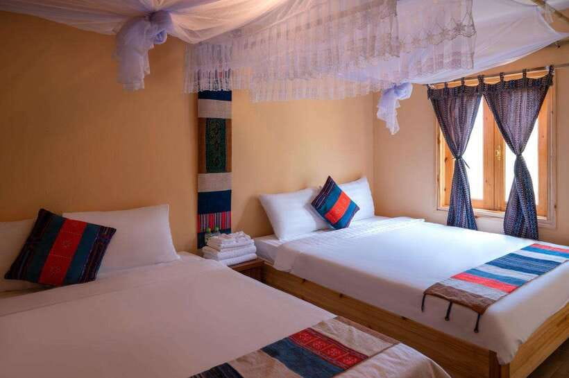 From Hanoi: Trek and Stay: 3-Day Sapa Highlands Adventure - Food and lodging: what to expect without surprises