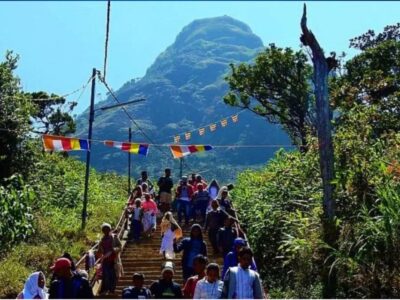 From Kandy: All Inclusive Adams Peak Epic Guided Hike - From Kandy to Nallatanniya: the drive that sets the pace
