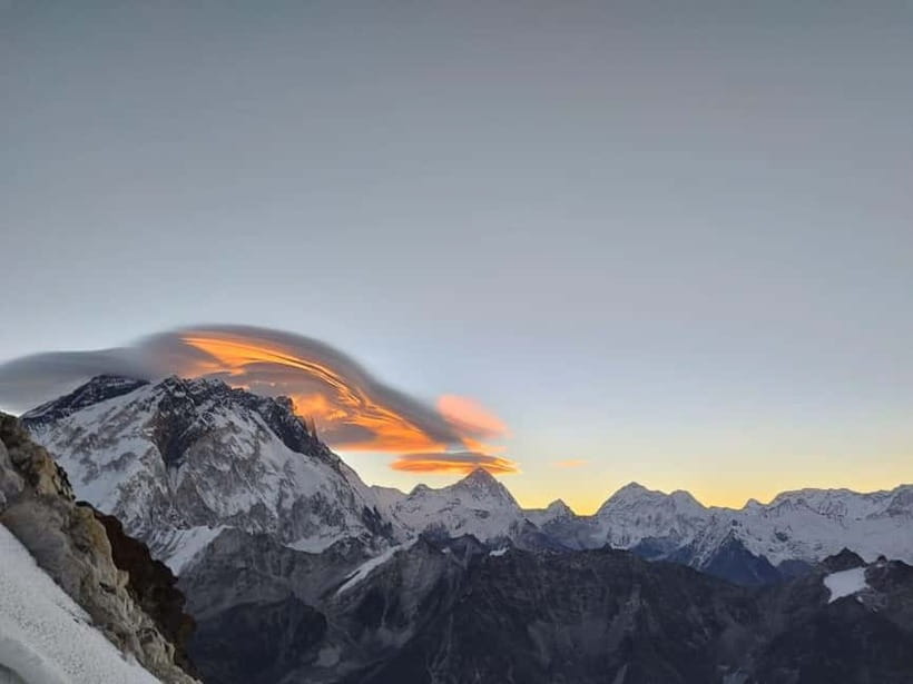 From Kathmandu: 12-Day Everest Base Camp Guided Trekking - Price and value: what $1,002 covers, and what to budget for