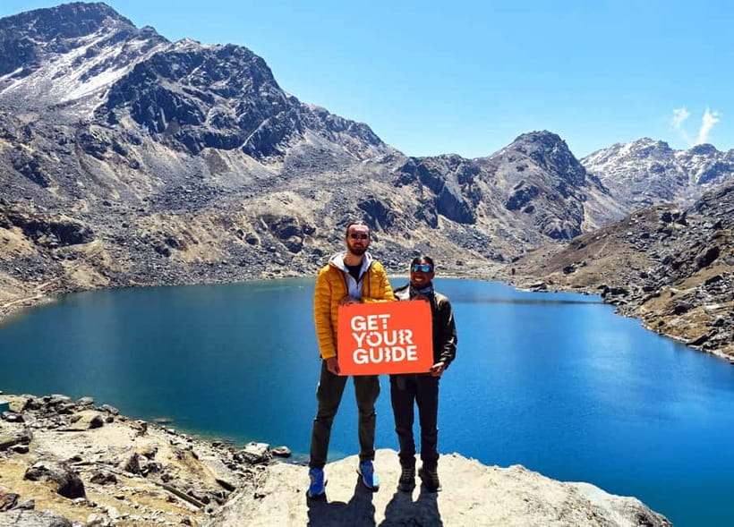 From Kathmandu: 5-Day Gosaikunda Lake Trek - Kathmandu to Dhunche: the mountains start moving before the trek