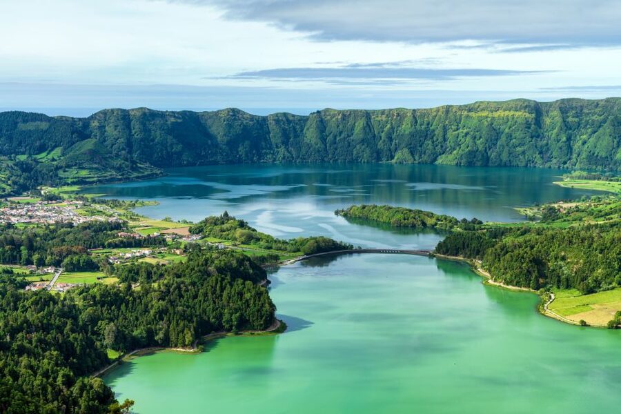 From Ponta Delgada: Vista do Rei to Sete Cidades Guided Trek - Vista do Rei: Where the Hike Starts With Instant Wow