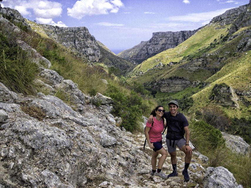 From Syracuse: Cavagrande Natural Reserve Guided Trek - What to bring: a simple checklist that matches the day