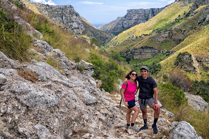 From Syracuse: Trekking Cavagrande - Price and Value: How $100.93 Per Person Adds Up