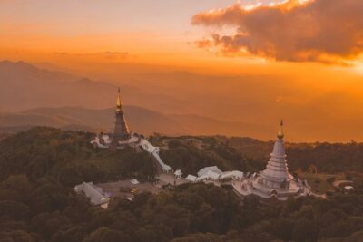 Full-Day Doi Inthanon National Park Tour with Trek and Pagodas - Doi Inthanon Summit: the highest-point stop and the reality of weather
