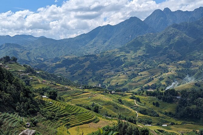 Full Day Trekking in Sapa - Sapa at 8:00am: How the Day Actually Starts
