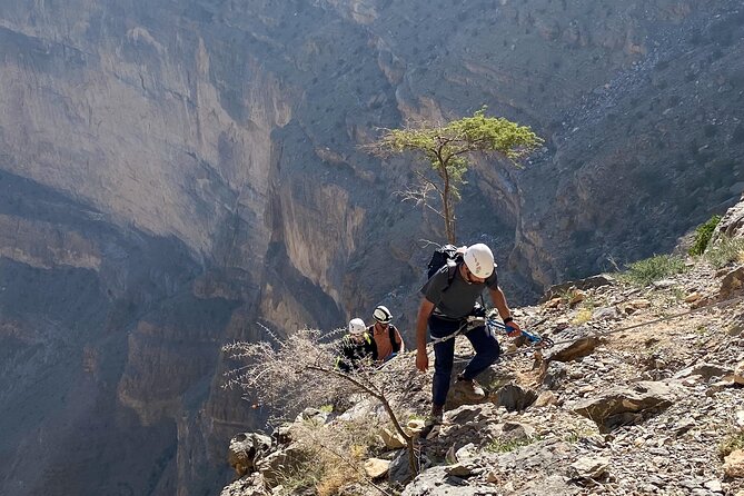 Full-Day Via Ferrata & Balcony Trekking - Jebel Shams Via Ferrata: What That Big-Cliff Day Really Feels Like