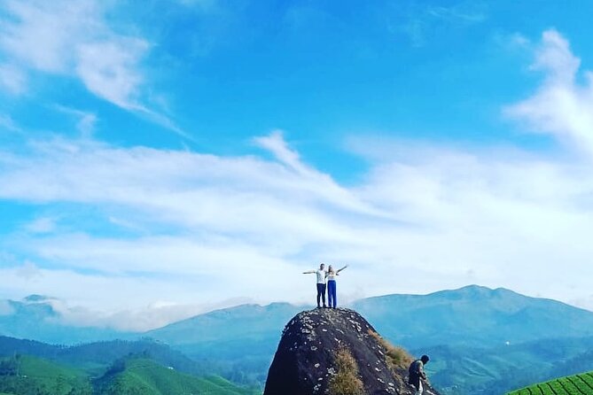 Fullday Trekking in munnar (munnar valley Trekking & Tours) - The big picture: a 21 km walk through working Munnar hills