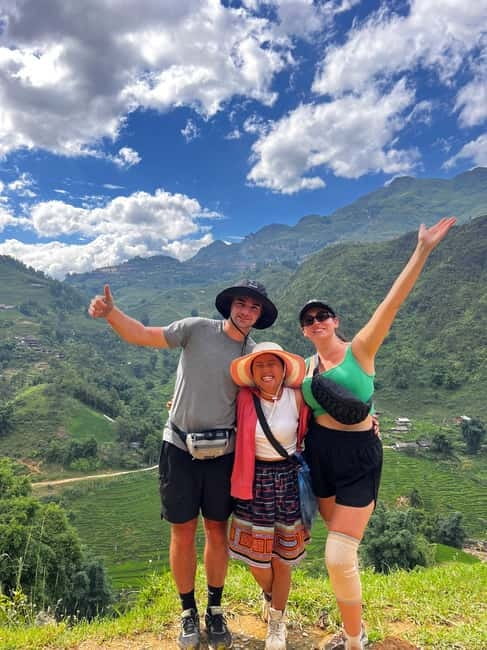 Ha Noi-Sapa Authentic Trek & Homestay wih hmong women (2D1N) - Getting to Sapa: the early Hanoi pickup that shapes the whole day