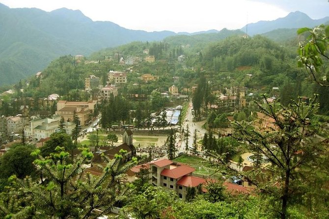 Hanoi-Sapa Trek 2 days 2 nights and Homestay with small group - Your guide and the pace: English support you can use