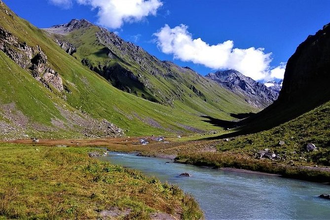 Har Ki dun Trek by Himalaya Shelter - Days 5 and 6: returning to Osla, then back to Sankri