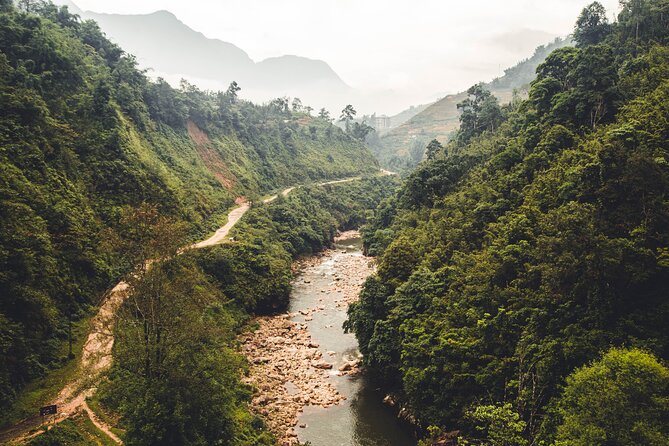 Highland Harmony Trek in Sapa - Ta Van village: the Giay stilt-house finale
