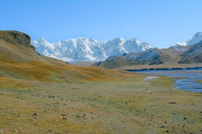 Horse Trek to Kel Suu Lake - Bosogo Pass to Kok-Kiya Valley: The Road Day That Teaches You Terrain