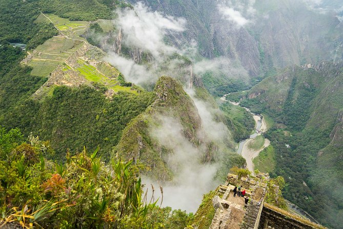 Inca Trail Trek to Machu Picchu - 2 Days (Small Group or Private) - Getting back to Cusco: train to Ollantaytambo and a private van run