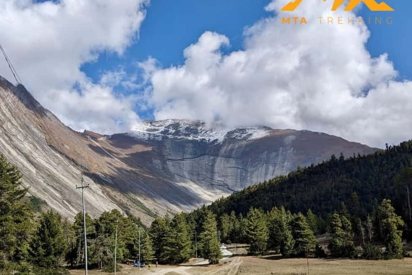 Kathmandu: 10-Day Annapurna Circuit Trek via Thorong La Pass - Guides and Support: The Difference Between Finished and Smashed