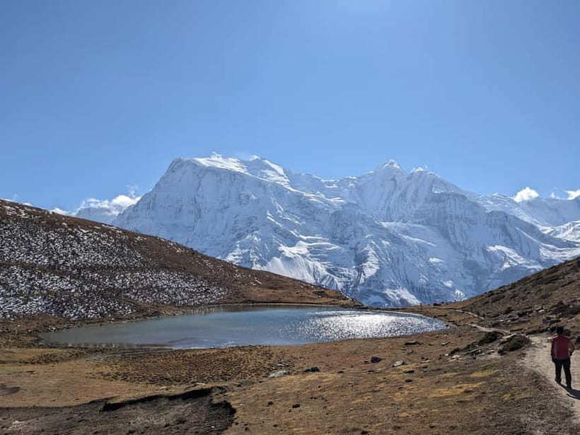 Kathmandu: 9-Day Annapurna Circuit Trek via Thorong La Pass - Upper Pisang to Manang: big viewpoints and a real acclimatization setup