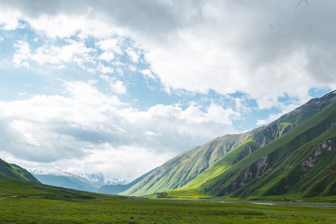 Kazbegi - One Day Private Trekking Tour to Truso Valley - Kasari Canyon, monasteries, and Zakagori Fortress near the border