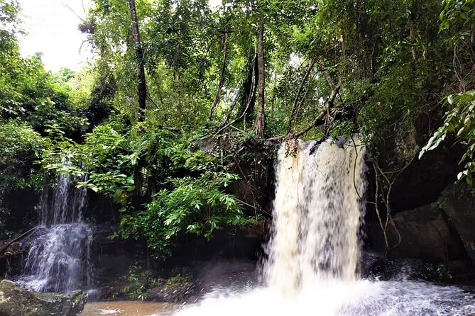 Kbal Spean Trekking Tour with Banteay Srei and Landmine Museum - Timing tip: book earlier if you want a smooth day